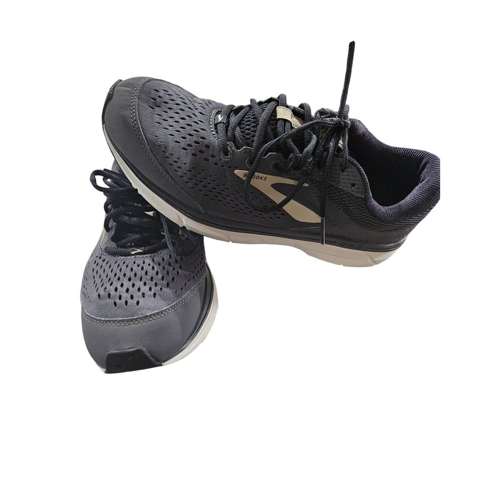 Brooks Dyad 10 Gray White Size 11 2E
